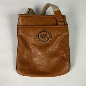 Michael Kors Fulton Cross Body Small Messenger